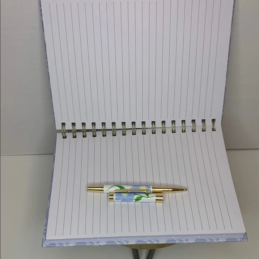 Kate Spade ♠️ 🌷Floral Pen with Cherrywood Notebook